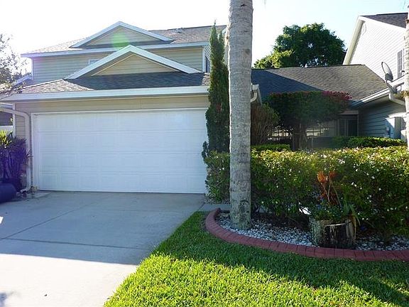 3rd image of 1644 Lullwater Ln