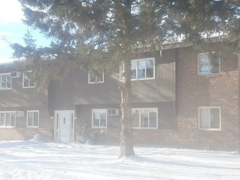 518 Oak Ave — Photo 1