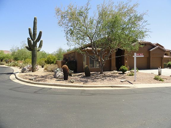 FRONT OF HOME FROM NE CORNER
