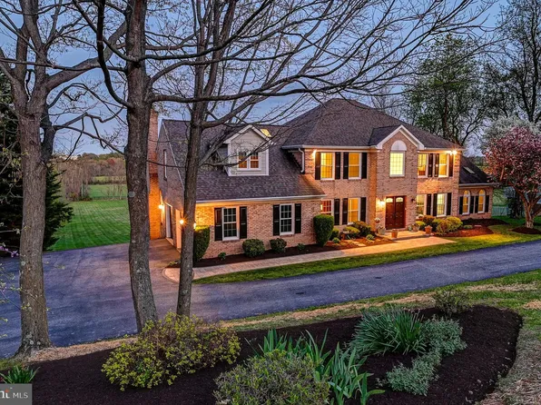 5930 Clifton Oaks Dr SE, Clarksville, MD 21029
