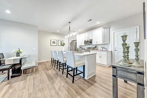 8500 Thompson Run Rd — Photo 7