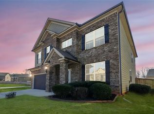210 Palm Springs Cir, Fairburn, GA 30213