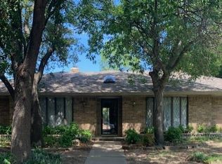 727 Knollridge Dr, Lewisville, TX 75077