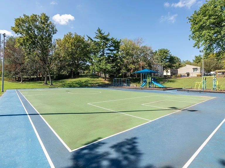 The Residences at Stonebrook Apartment Homes — Photo 17