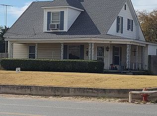 203 S Calumet Rd, Calumet, OK 73014