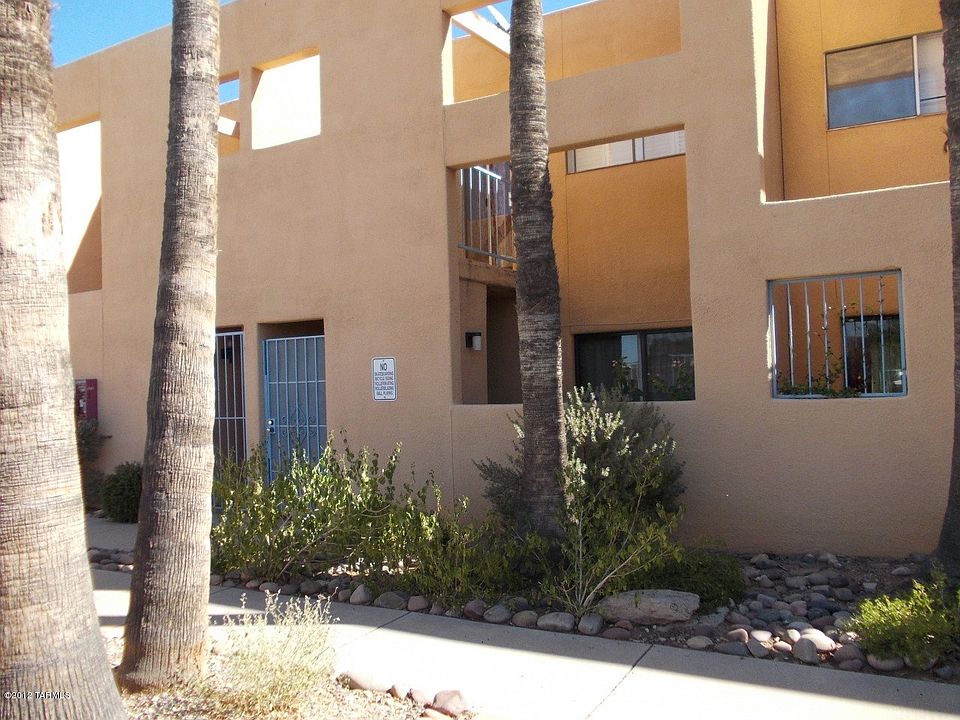 1st image of 3800 E 2nd St