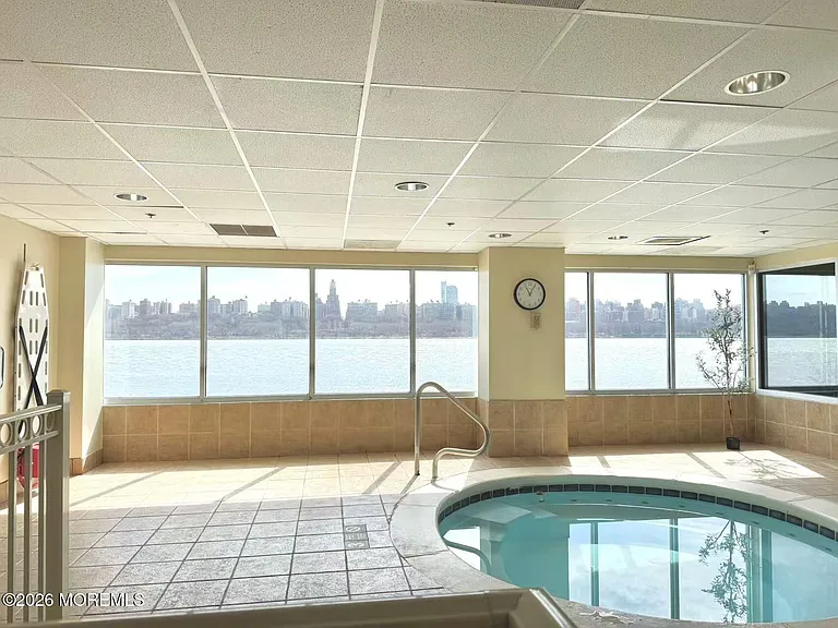 330 Promenade Edgewater #330 — Photo 11
