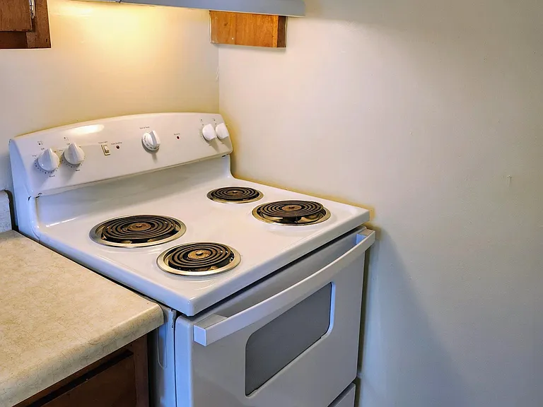 Another view of the new stove and vent hood.
