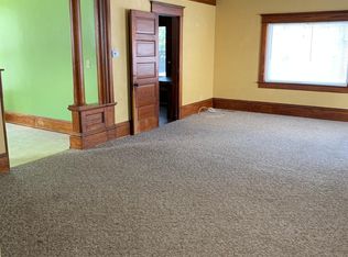 205 S Clinton Ave, Saint Johns, MI
