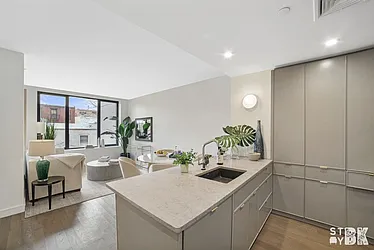 194 21st Street, #4R