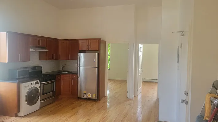 Rented by Obiajula Ugbomah, LREB | media 3