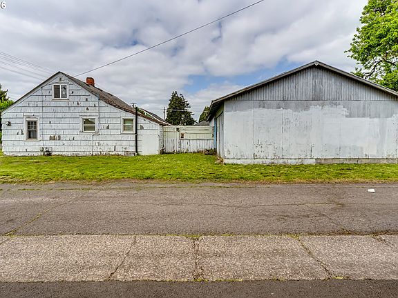 3rd image of 123 10th St