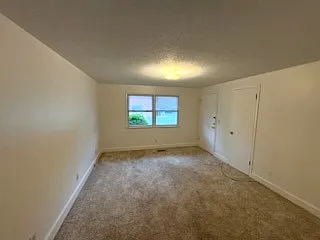 Morgan Manor Properties, LLC - Apt C-2 — Photo 3