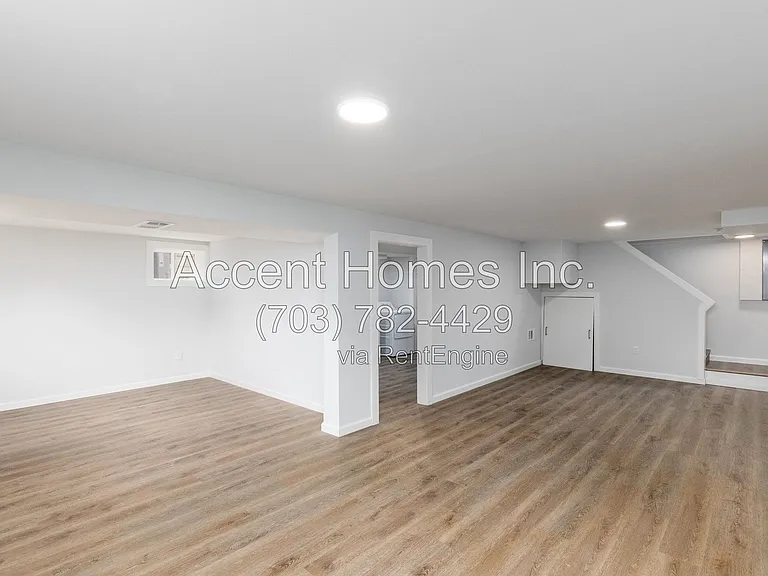 8613 Kenilworth Dr — Photo 29