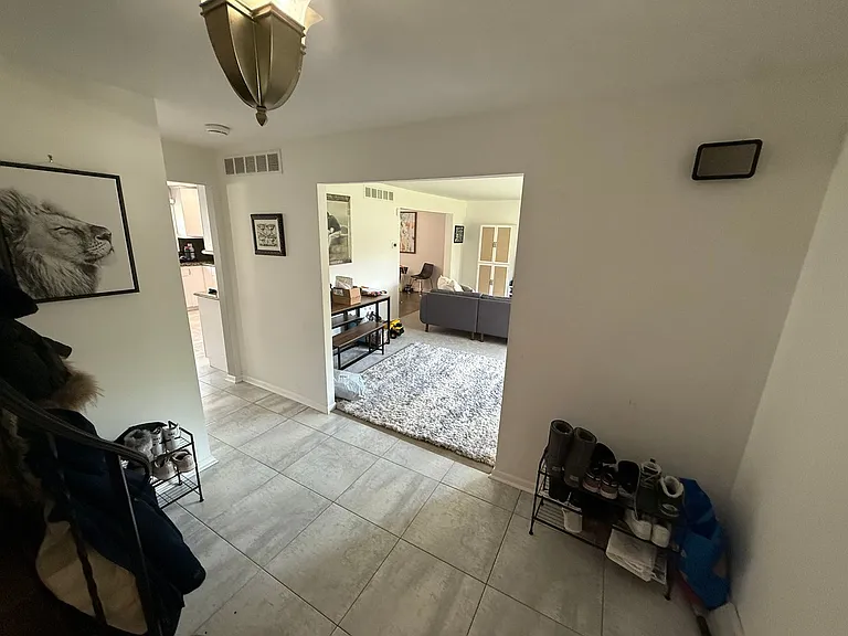 1613 Mayflower Ln — Photo 44