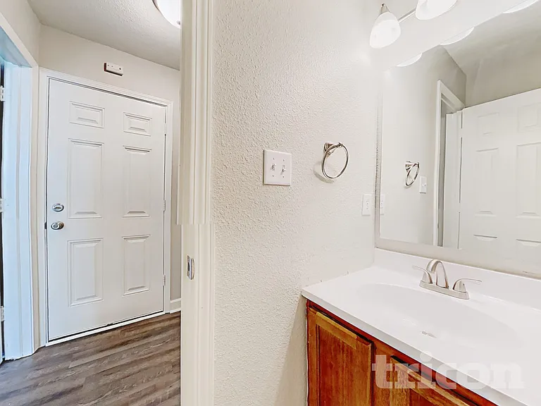 11157 Fall Dr — Photo 13