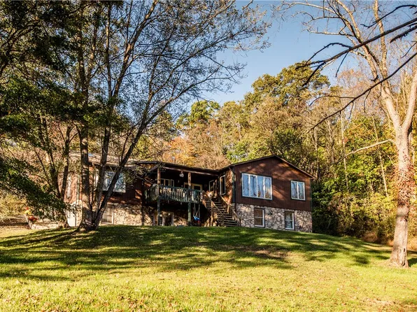 244 Hi Acres Rd, Greensburg, PA 15601