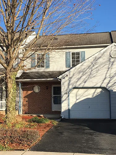 118 Parklawn Ct Photo 1