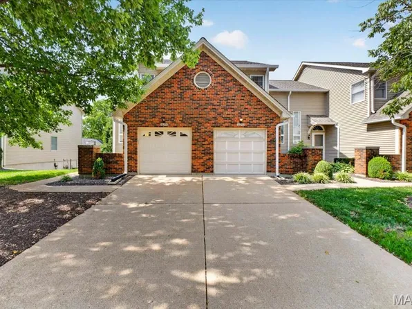 16252 Lea Oak Ct, Chesterfield, MO 63017