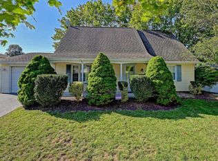 12 Intone Ln, Matawan, NJ 07747