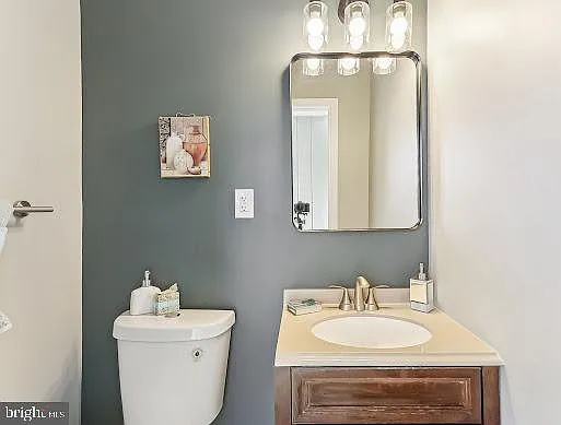 3141 Chepstow Ln — Photo 12