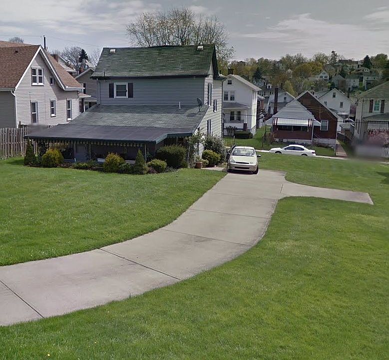 2nd image of 46 Laurel Ave