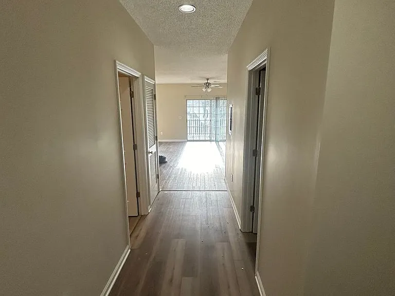 6308 Sweetwater Blvd — Photo 3
