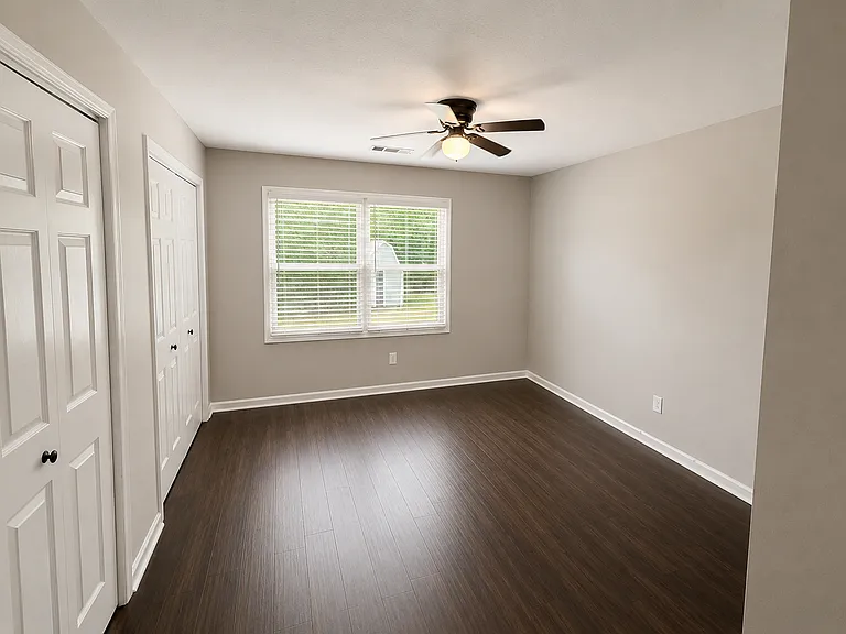 Back bedroom