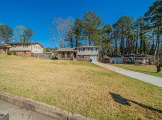 8904 Creekwood Ct, Riverdale, GA