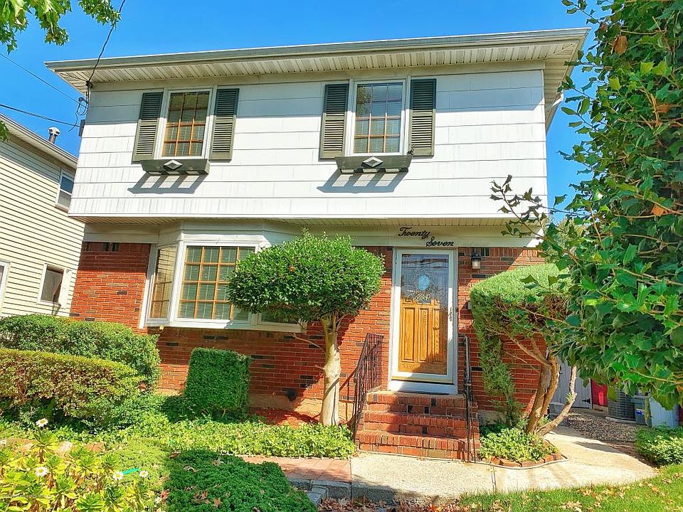1st image of 27 Fern Ave