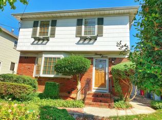 27 Fern Ave, Staten Island, NY 10308