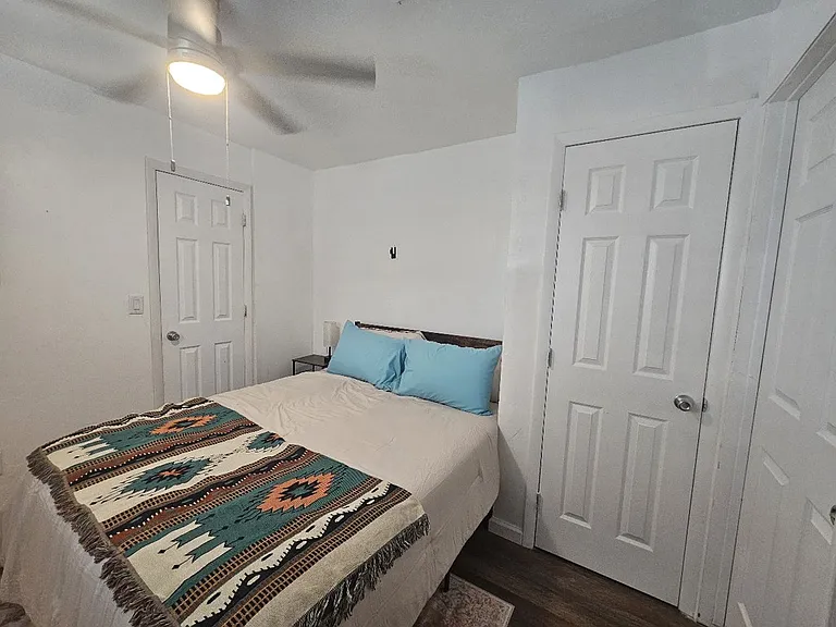 1834 S Amalia Ave #STUDIO — Photo 15