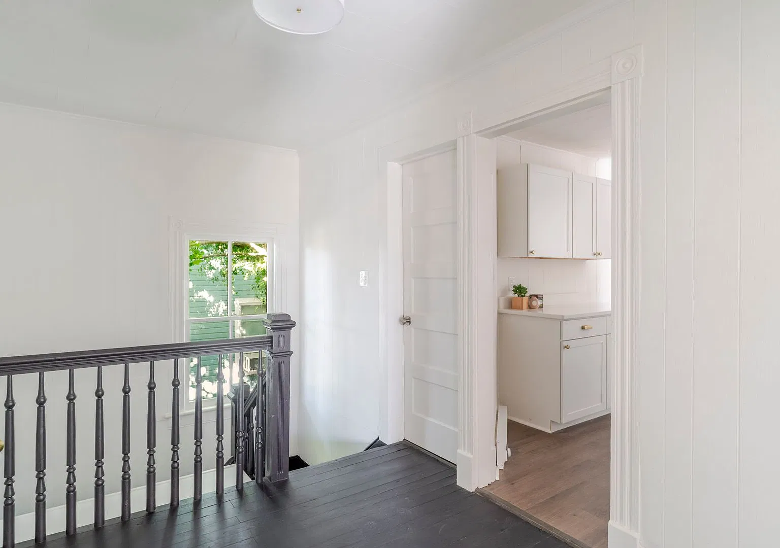 1215 Walnut St — Photo 2