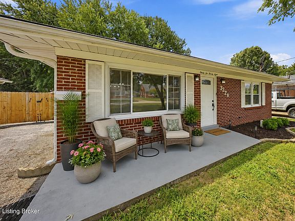 3rd image of 3228 New Lynnview Dr