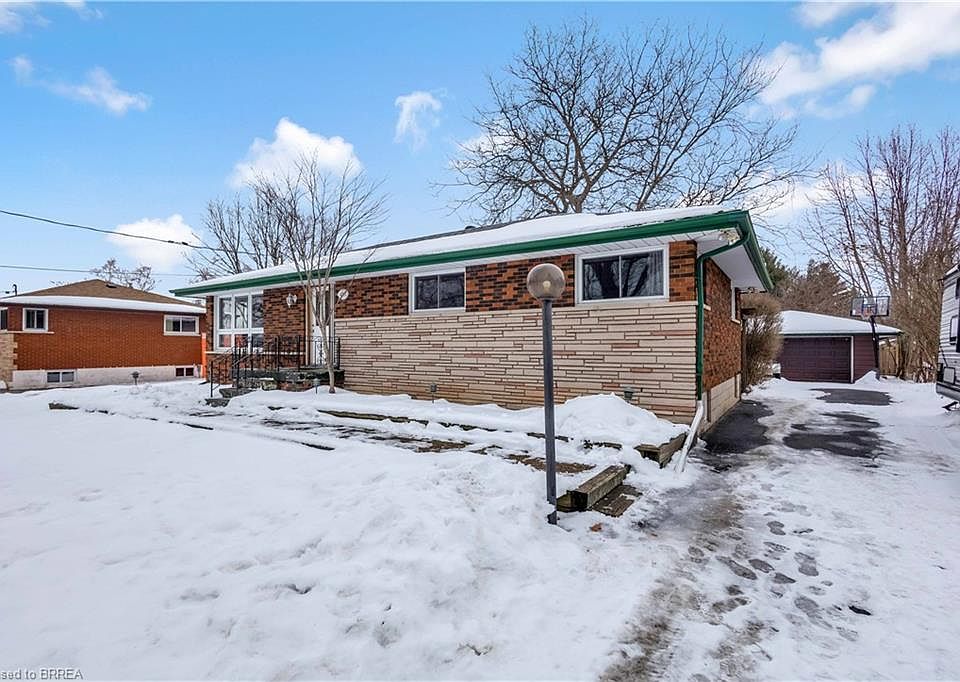 1st image of 453 Glancaster Rd