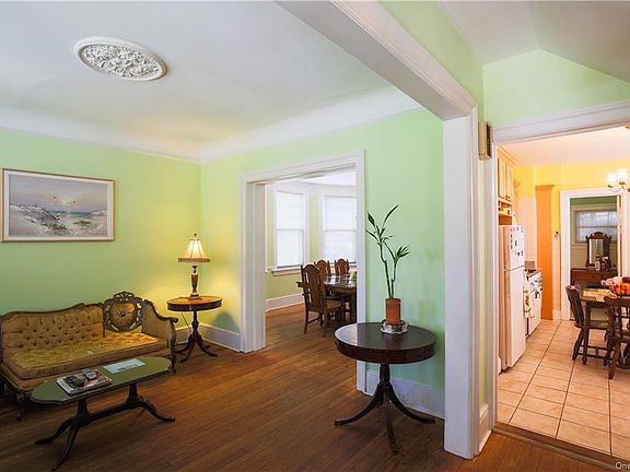 5th image of 25 Lawton Ave