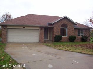 3329 W Raynell St, Springfield, MO 65807