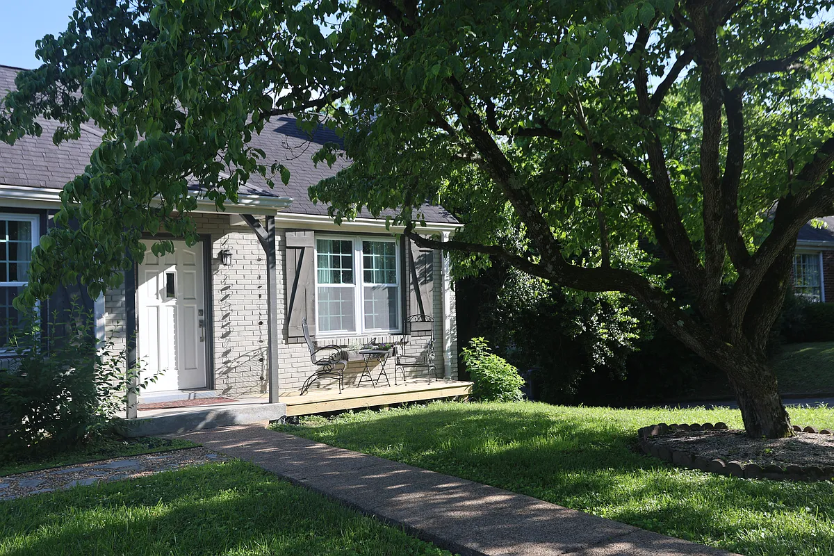 Building Photo - 2414 Pafford Dr