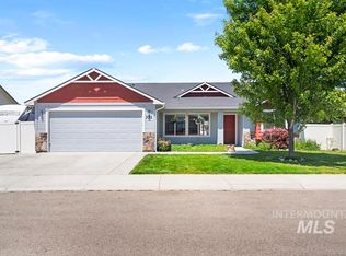 351 Syringa Springs Dr, Fruitland, ID 83619
