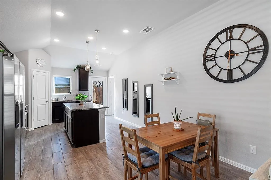 14132 Calderwood St — Photo 4