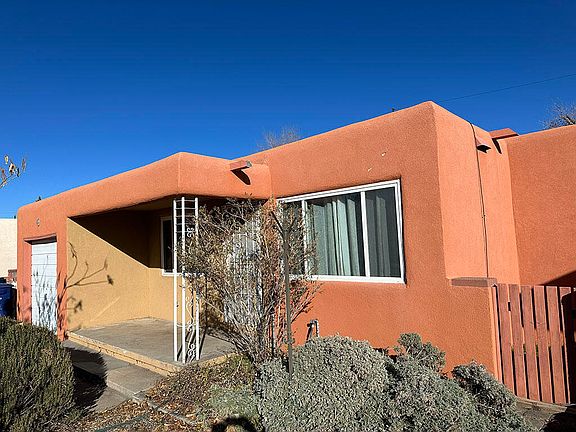 3rd image of 804 Cardenas Dr NE