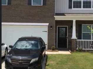 2032 Highland Knoll Dr, Charlotte, NC 28269