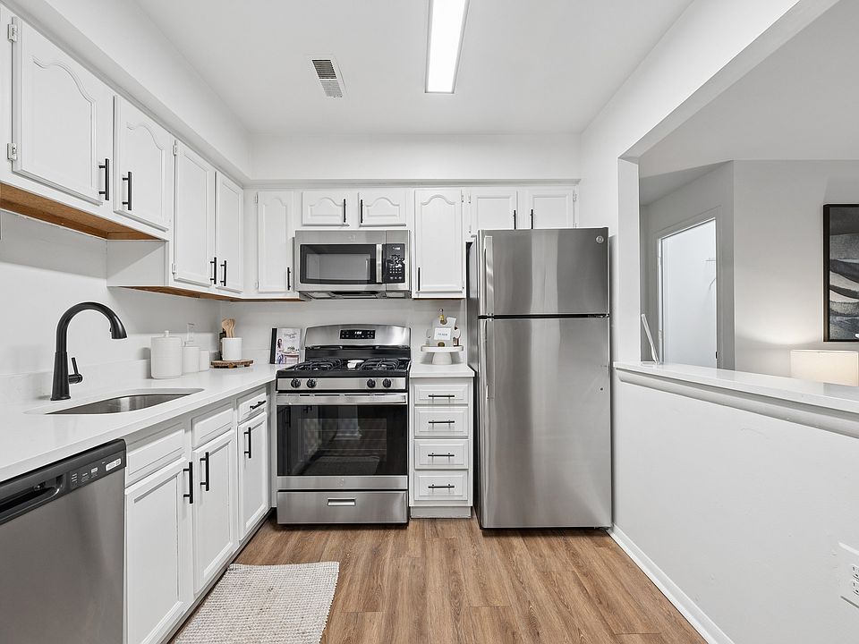 1st image of 21 Garrison View Rd #6-WK512