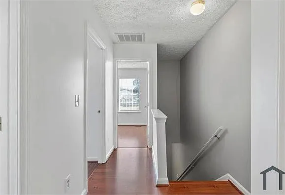 8228 Wynewood Ct — Photo 14