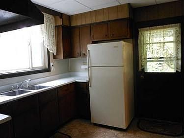 2nd image of 613 Franklin Ave