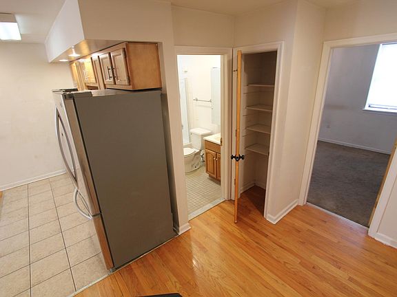 5th image of 1716 Montrose St Floor 3