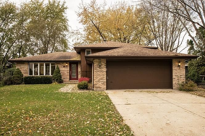 1st image of 727 Cassie Dr