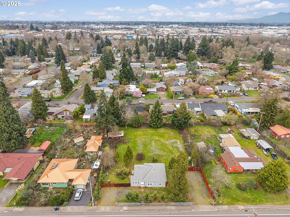 1st image of 3315 W 18th Ave