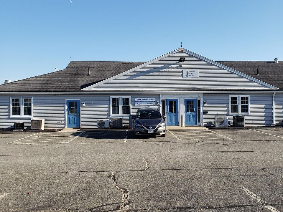 4 Barlows Landing Rd Pocasset MA Zillow