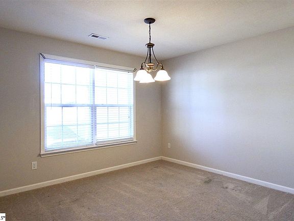 3rd image of 106 Lauren Wood Cir